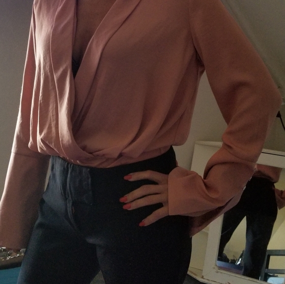 🔥K/Lab Blouson Bodysuit Flarred Sleeve - Picture 3 of 9